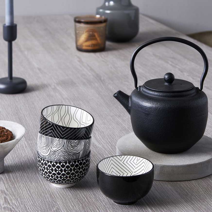 Pucheng zwart & wit, set van 4 theekopjes