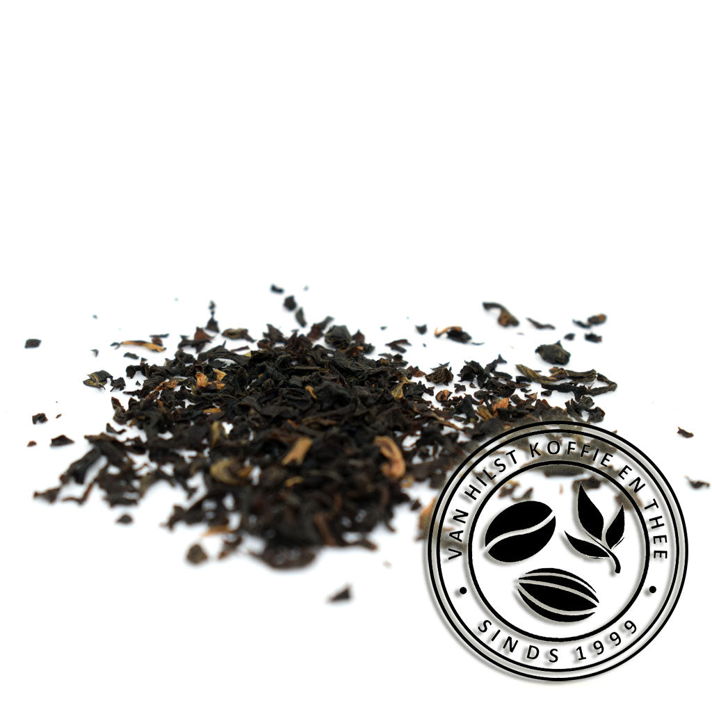 Gebroken theeblaadjes van Assam thee uit India. Assam BOP is een volle, moutige en geurige zwarte thee met een rijke smaak.