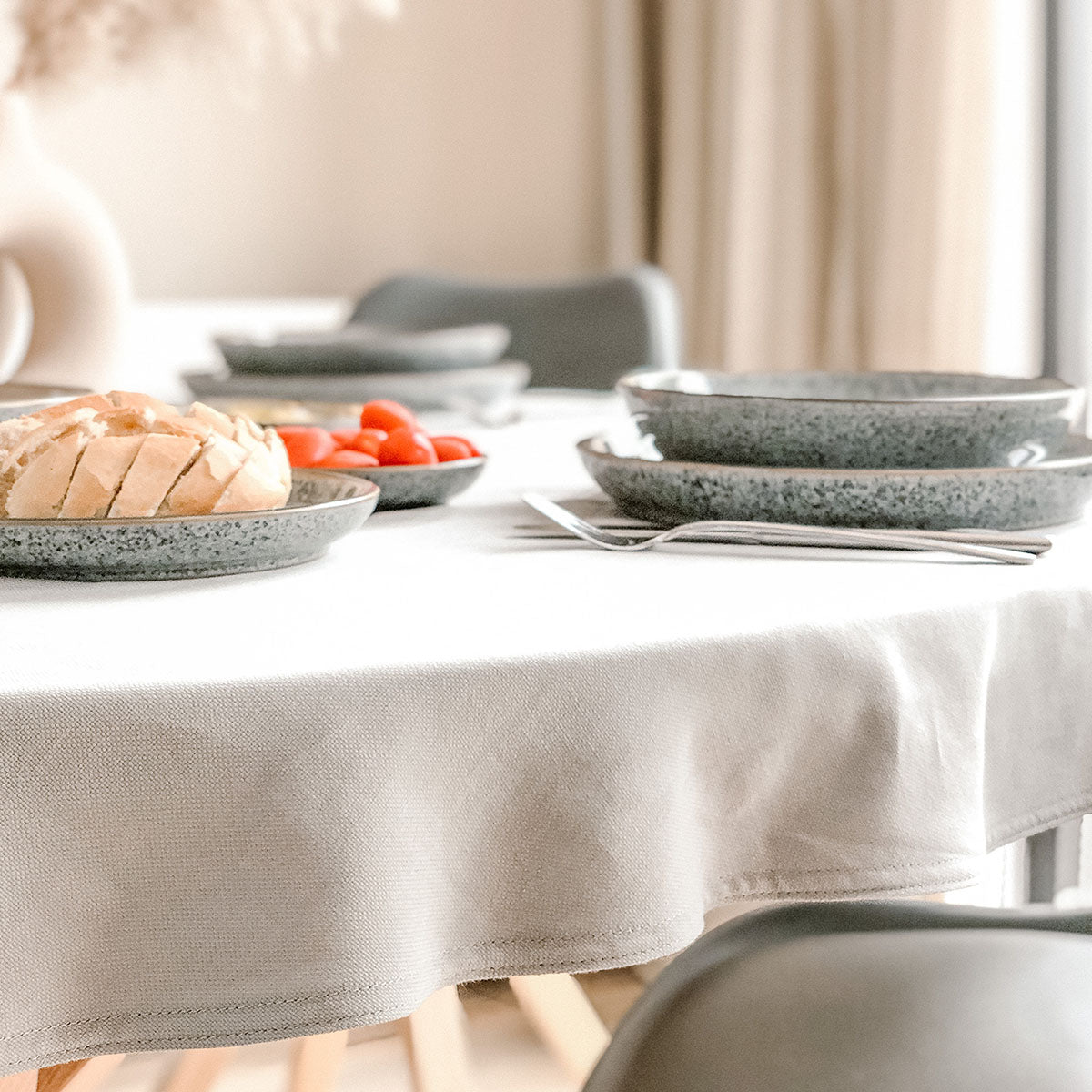 Tablecloth Desert Round Misty Gray ⌀ 100 cm